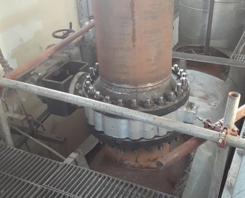 Κατασκευή νέας σωλονογραμμής και τοποθέτηση απομονωτικής δικλείδας νέας κύριας αντλίας