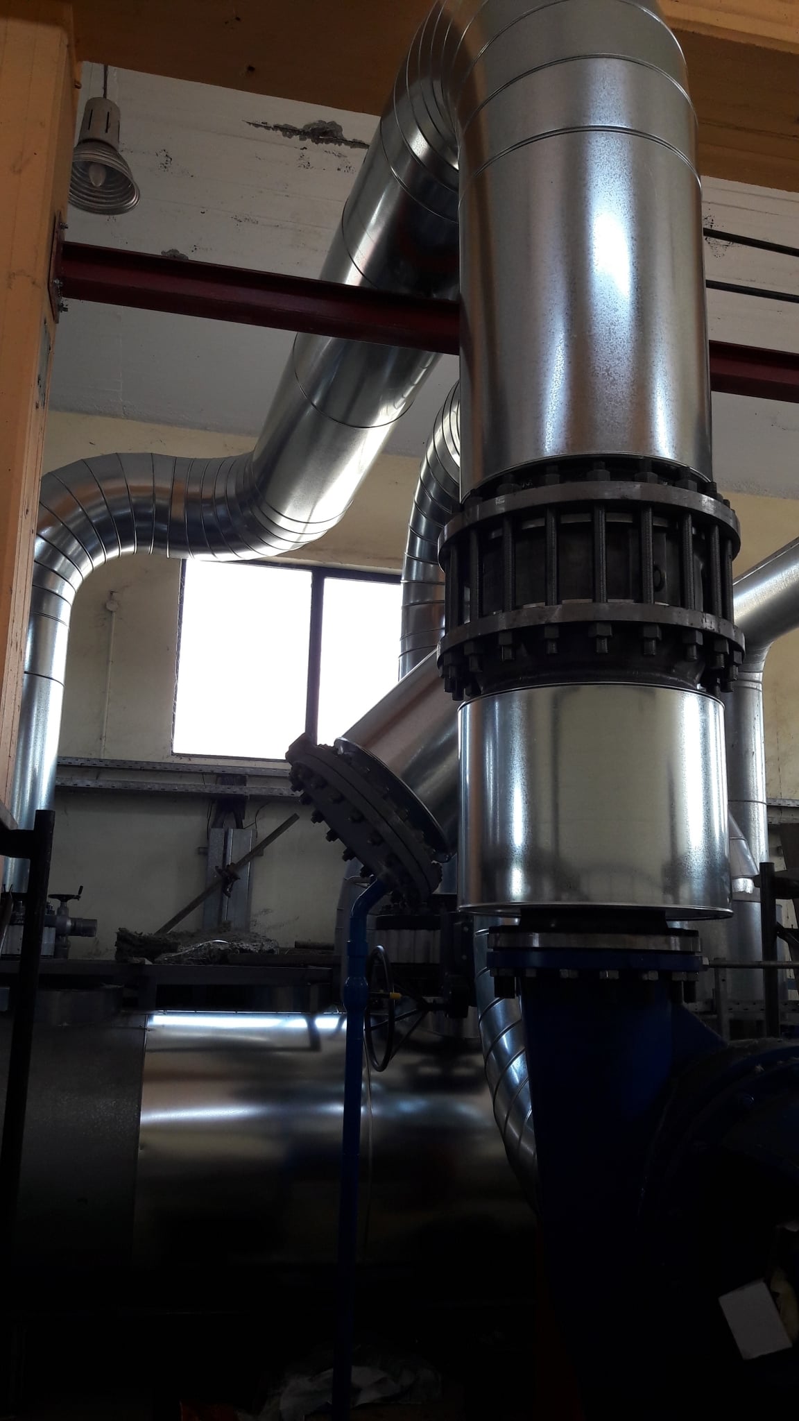 Κατασκευή νέων σωληνογραμμών αναρρόφησης και κατάθλιψης κύριας αντλίας τηλεθέρμανσης