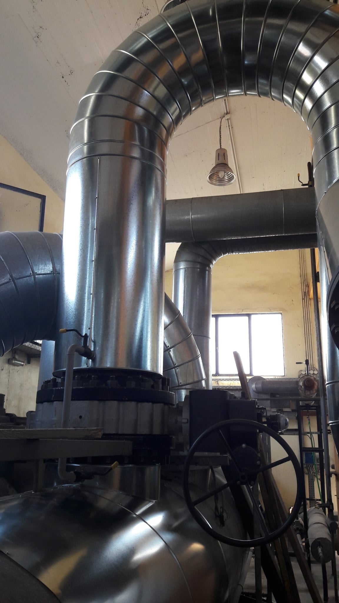 Τοποθέτηση νέας κύριας αντλίας 710 kW τηλεθέρμανσης Κοζάνης